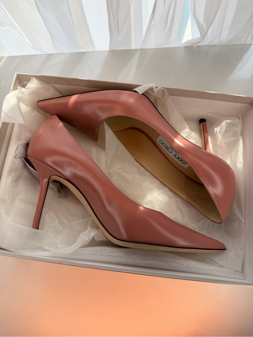Jimmy Choo Mauve Pink Leather Pointed Toe Pumps - Picture 3 of 7